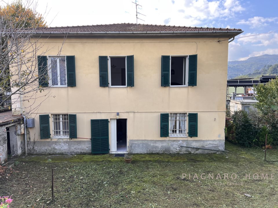 Immagine 1 di Casa semindipendente in vendita  2 a Pontremoli
