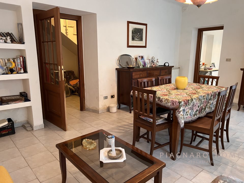 Immagine 3 di Casa semindipendente in vendita  2 a Pontremoli