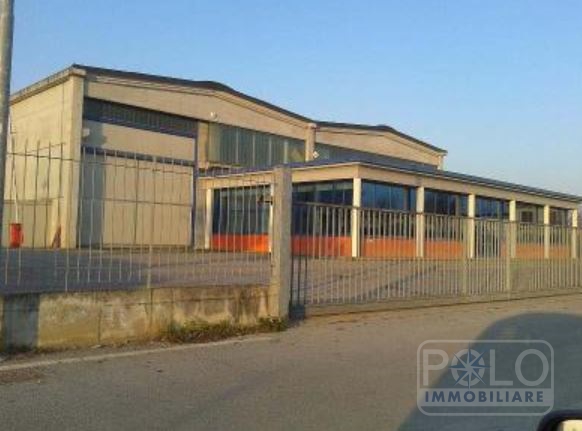 Immagine 2 di Capannone industriale in vendita  13 a Volongo
