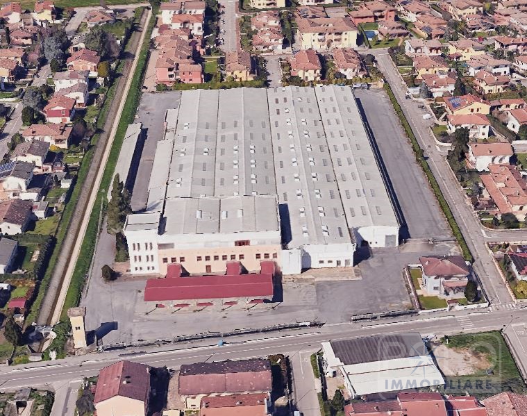 Immagine 4 di Capannone industriale in vendita  a Curtatone