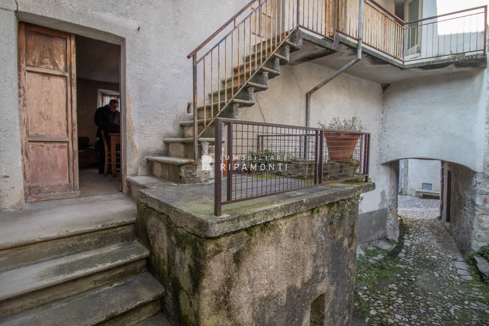 Immagine 6 di Rustico / casale in vendita  17 a Abbadia Lariana