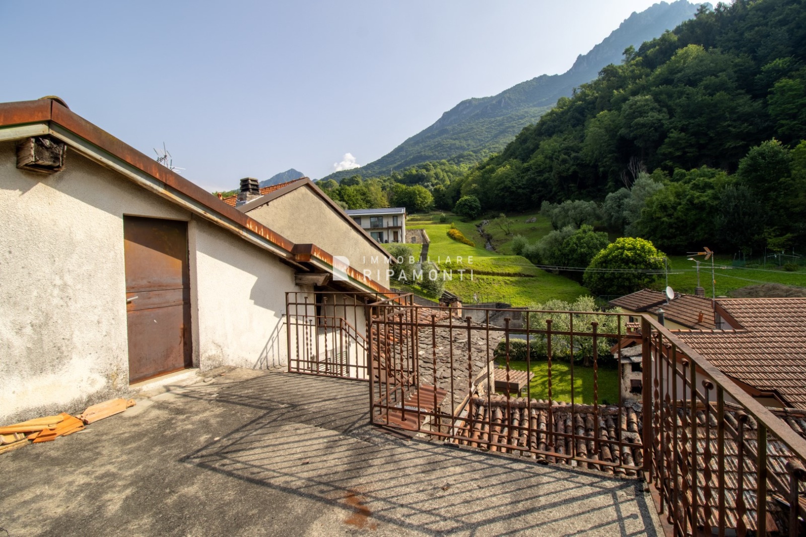 Immagine 9 di Rustico / casale in vendita  1 a Abbadia Lariana