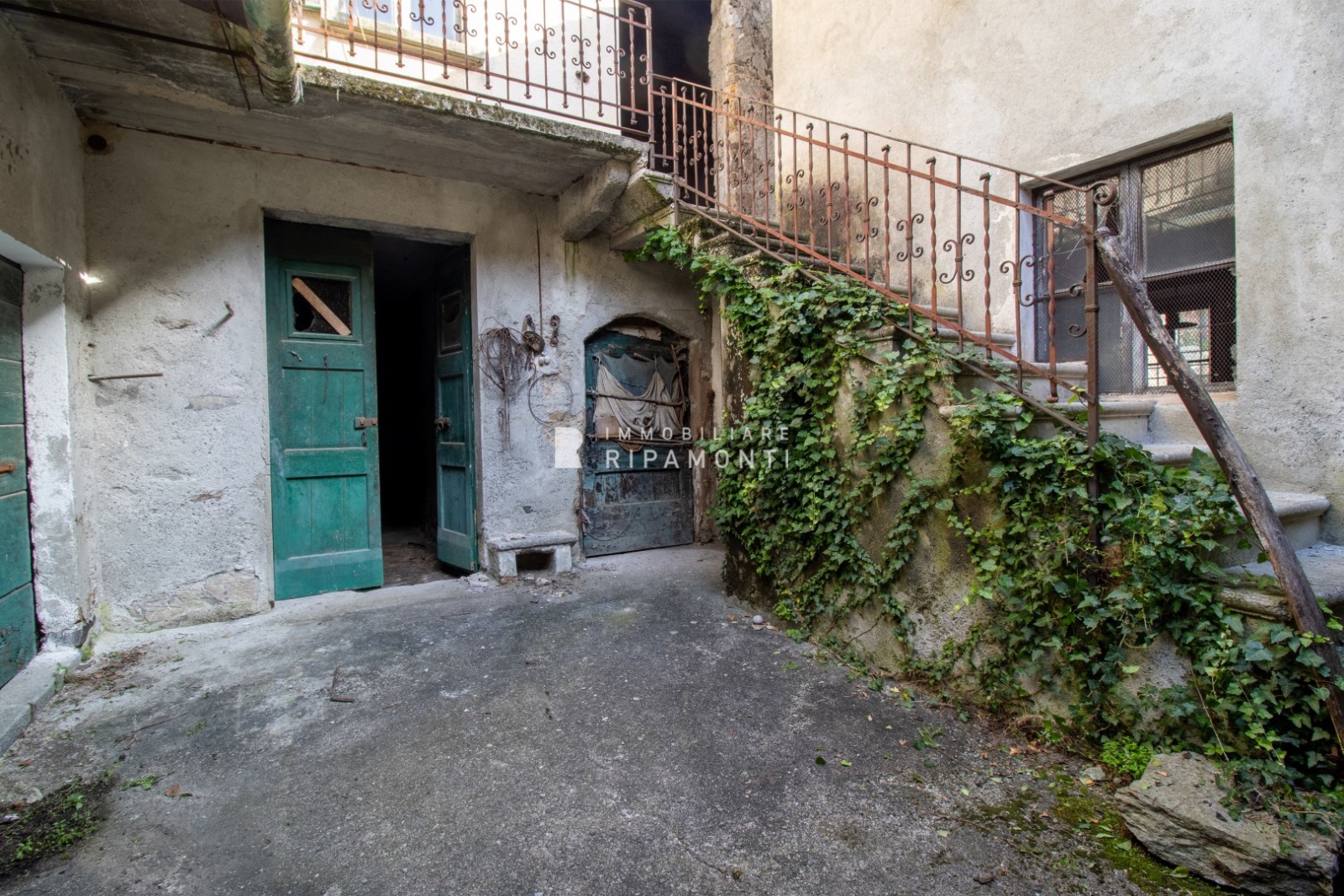 Immagine 8 di Rustico / casale in vendita  1 a Abbadia Lariana