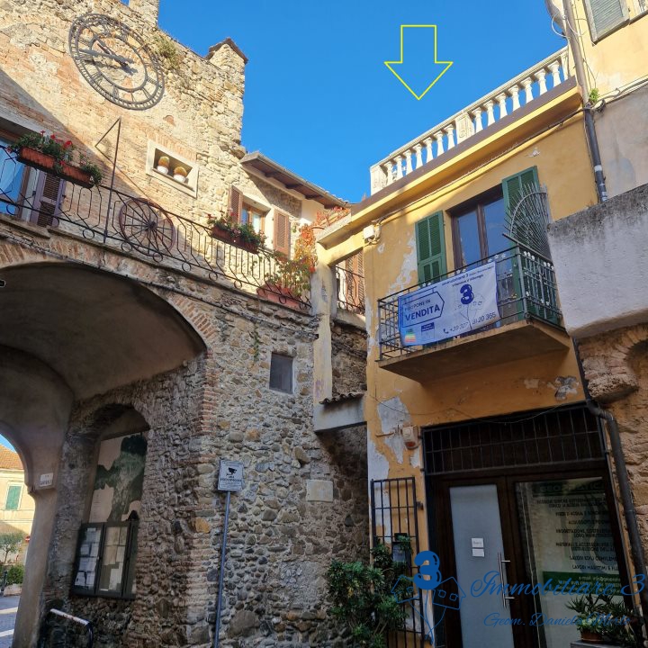 Immagine 1 di Rustico / casale in vendita  a Villanova D'albenga