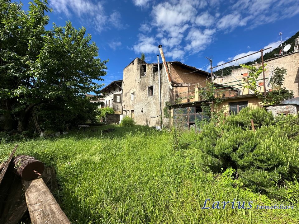 Immagine 4 di Rustico / casale in vendita  2 a Ponte Lambro