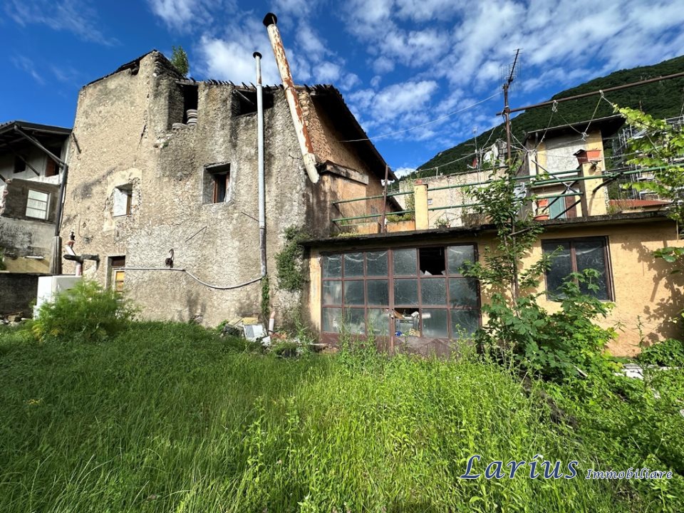 Immagine 5 di Rustico / casale in vendita  2 a Ponte Lambro