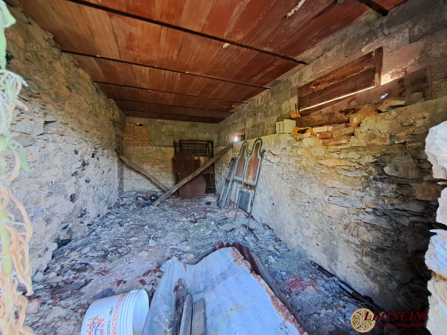 Immagine 10 di Rustico / casale in vendita  22 a Mulazzo