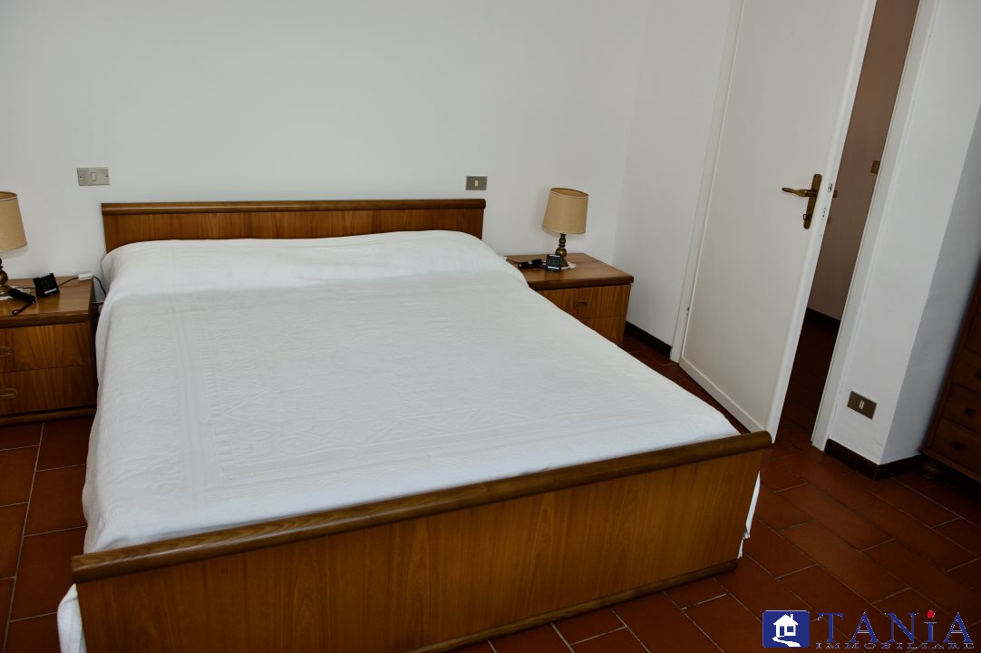 Immagine 5 di Casa semindipendente in vendita  1 a Ameglia