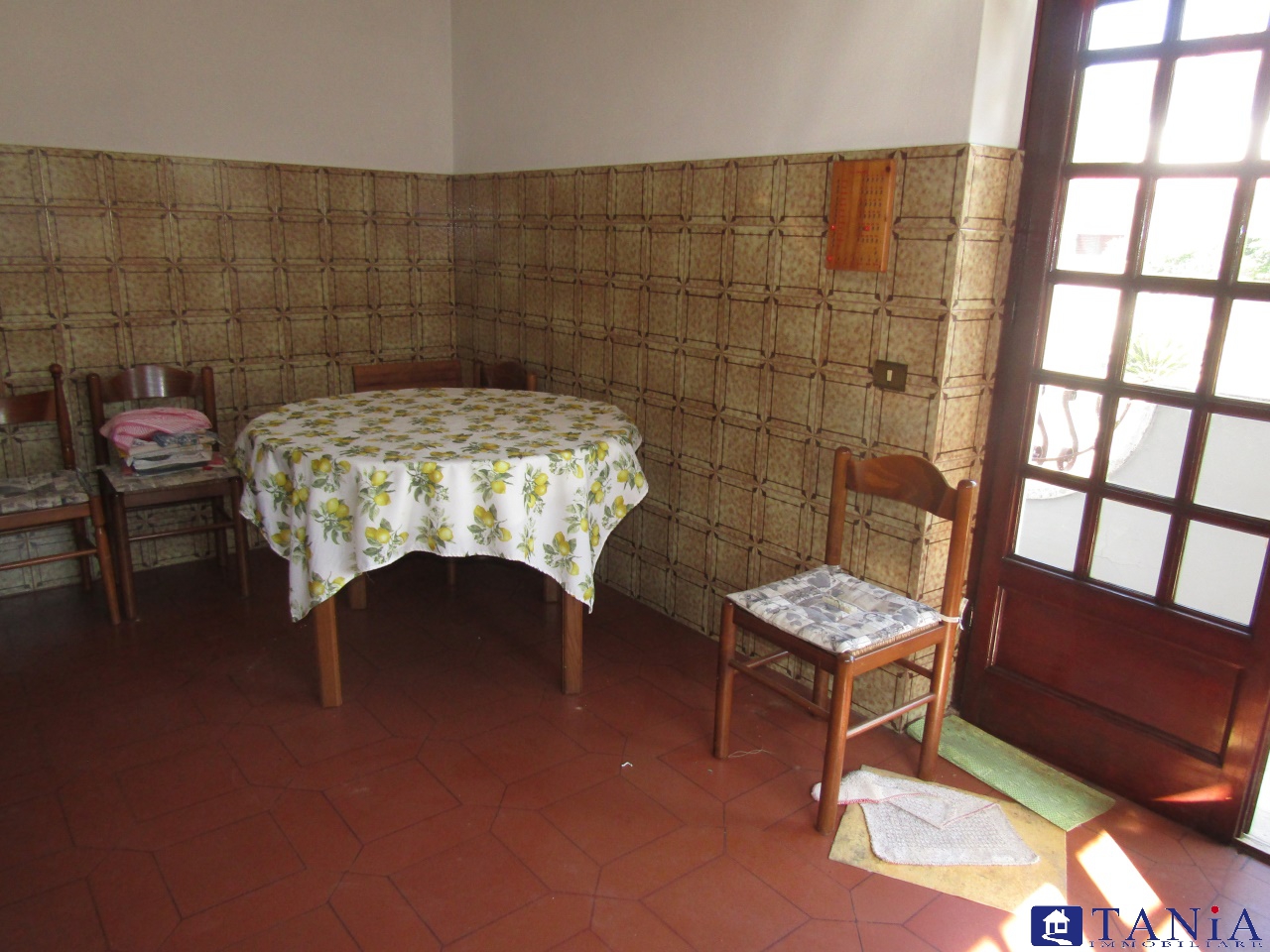 Immagine 8 di Casa semindipendente in vendita  23 a Carrara