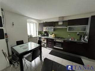 Immagine 6 di Casa semindipendente in vendita  45 a Carrara