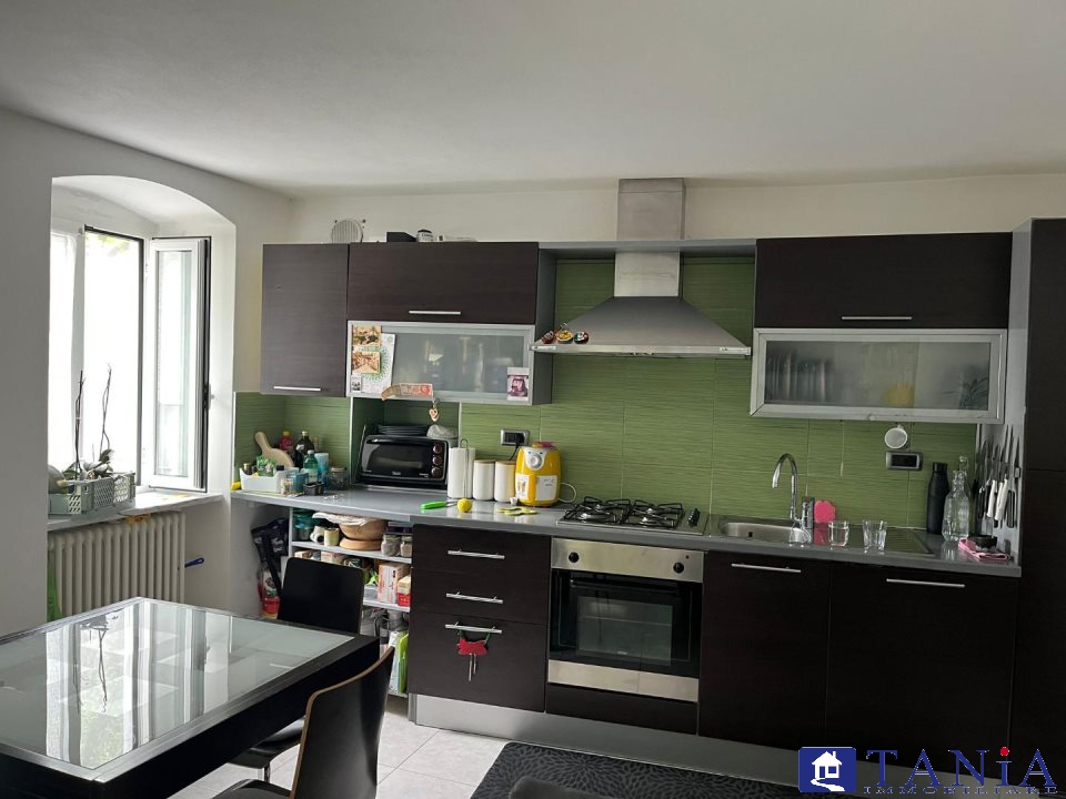 Immagine 8 di Casa semindipendente in vendita  45 a Carrara