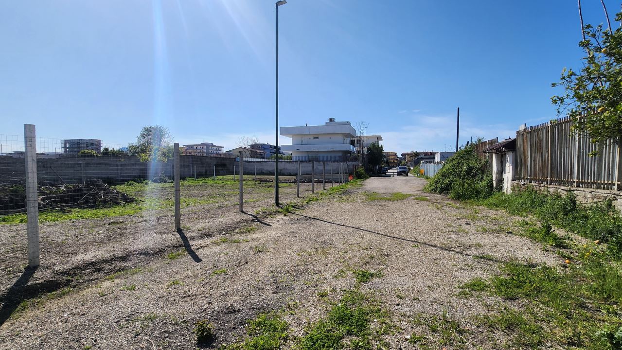 Immagine 5 di Terreno edificabile in vendita  a Casoria