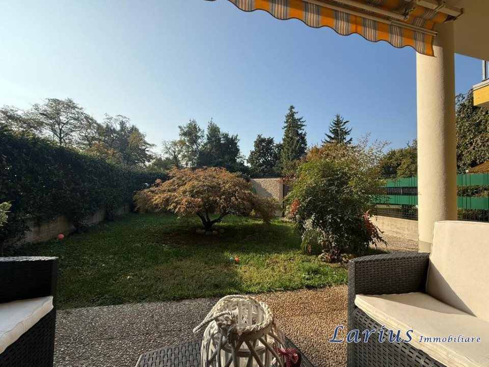 Immagine 5 di Villetta a schiera in vendita  17 a Erba