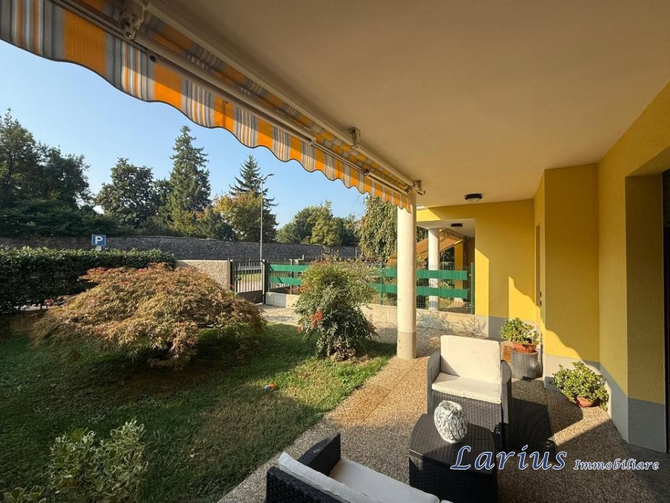 Immagine 7 di Villetta a schiera in vendita  17 a Erba