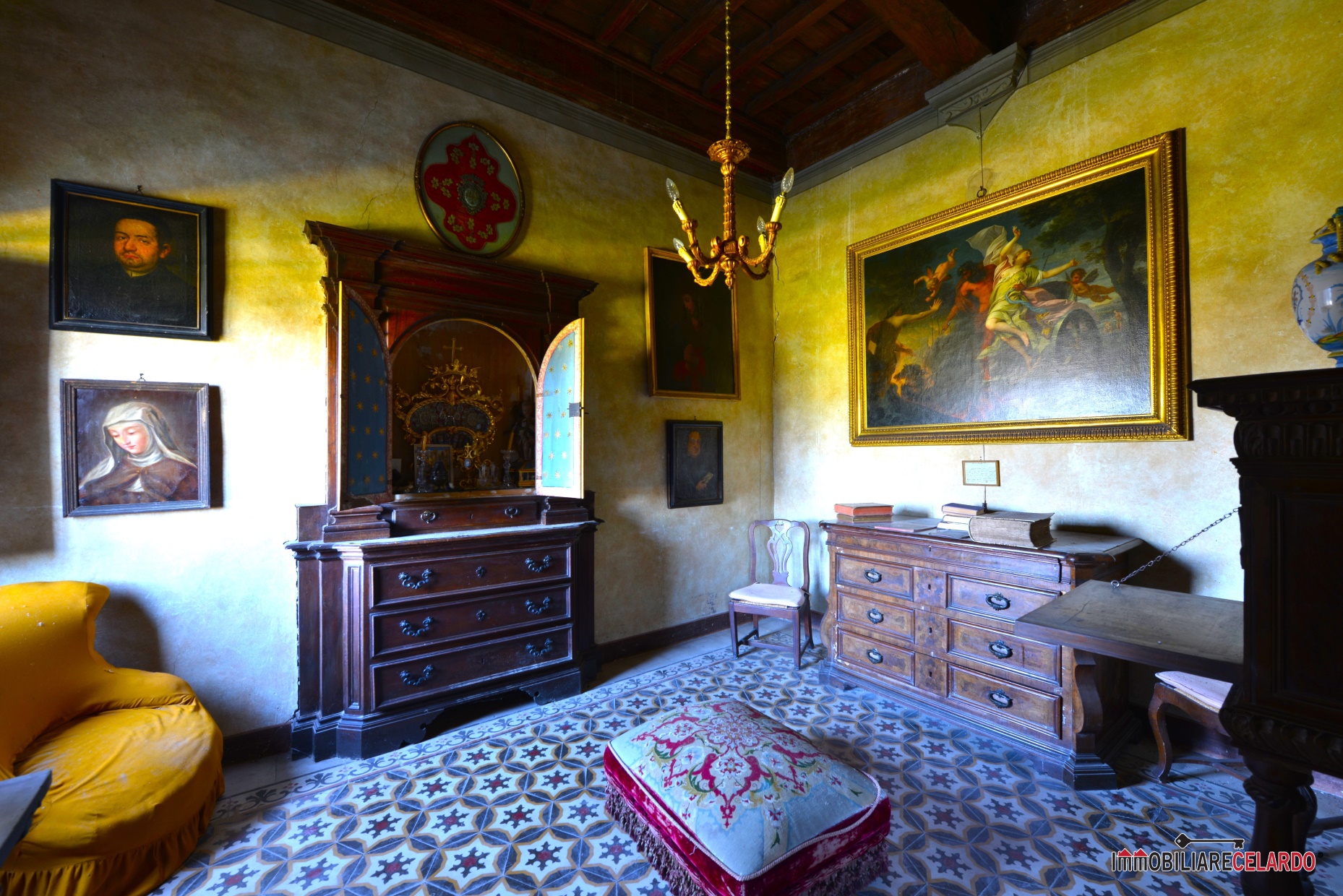 Immagine 5 di Villa in vendita  a Castellina In Chianti