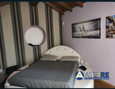 Immagine 5 di Villa in vendita  a Montefiascone