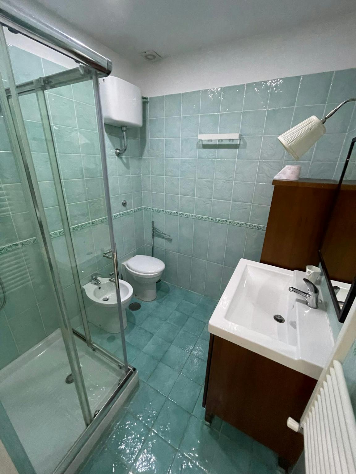 Immagine 10 di Camera in affitto  in Via Luigi Settembrini a Napoli