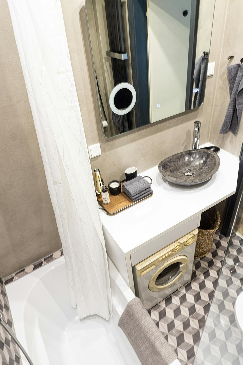 Immagine 8 di Appartamento in affitto  in Fleher Straße a Düsseldorf