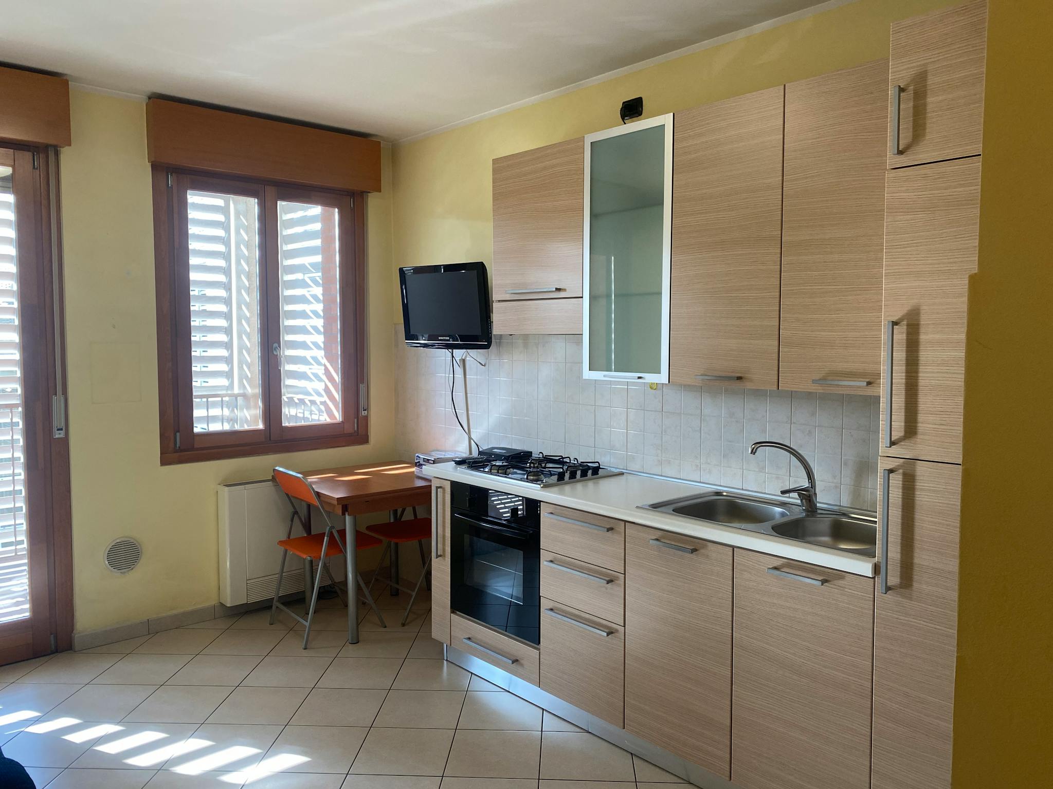 Immagine 2 di Appartamento in affitto  in Via Monte Rosa a Rozzano