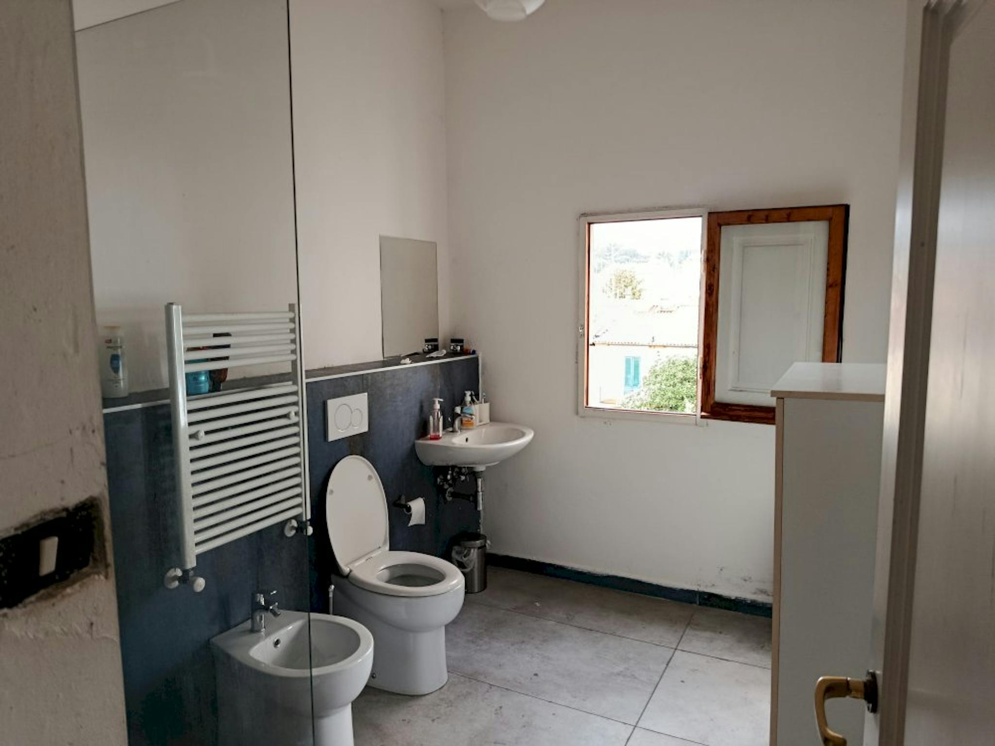 Immagine 10 di Camera condivisa in affitto  in Viale dei Mille a Firenze