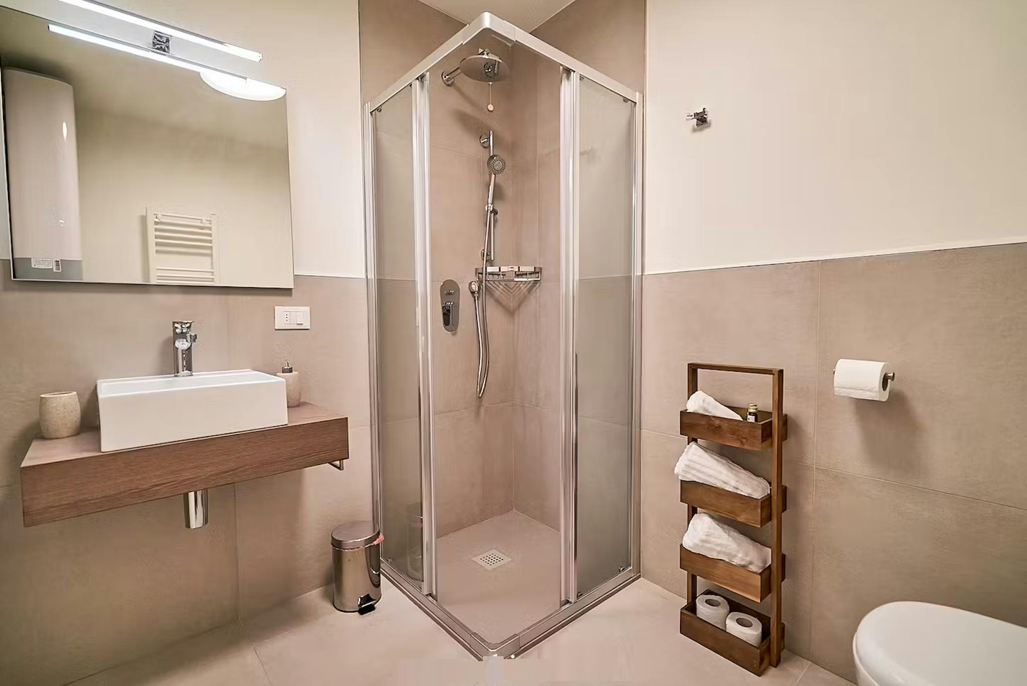 Immagine 8 di Casa indipendente in affitto  in Via del Santo a Padova