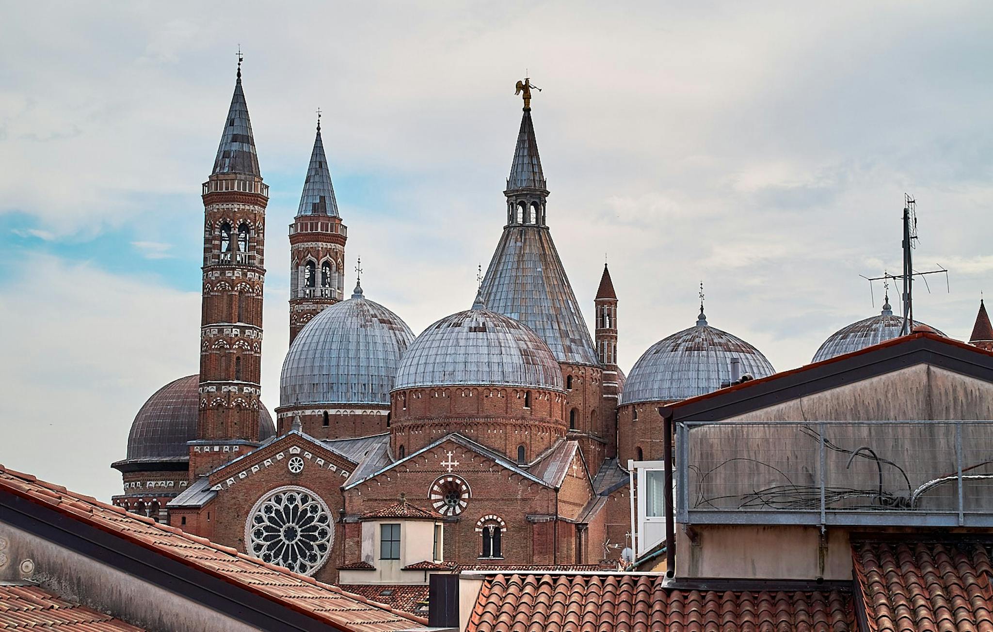 Immagine 9 di Casa indipendente in affitto  in Via del Santo a Padova