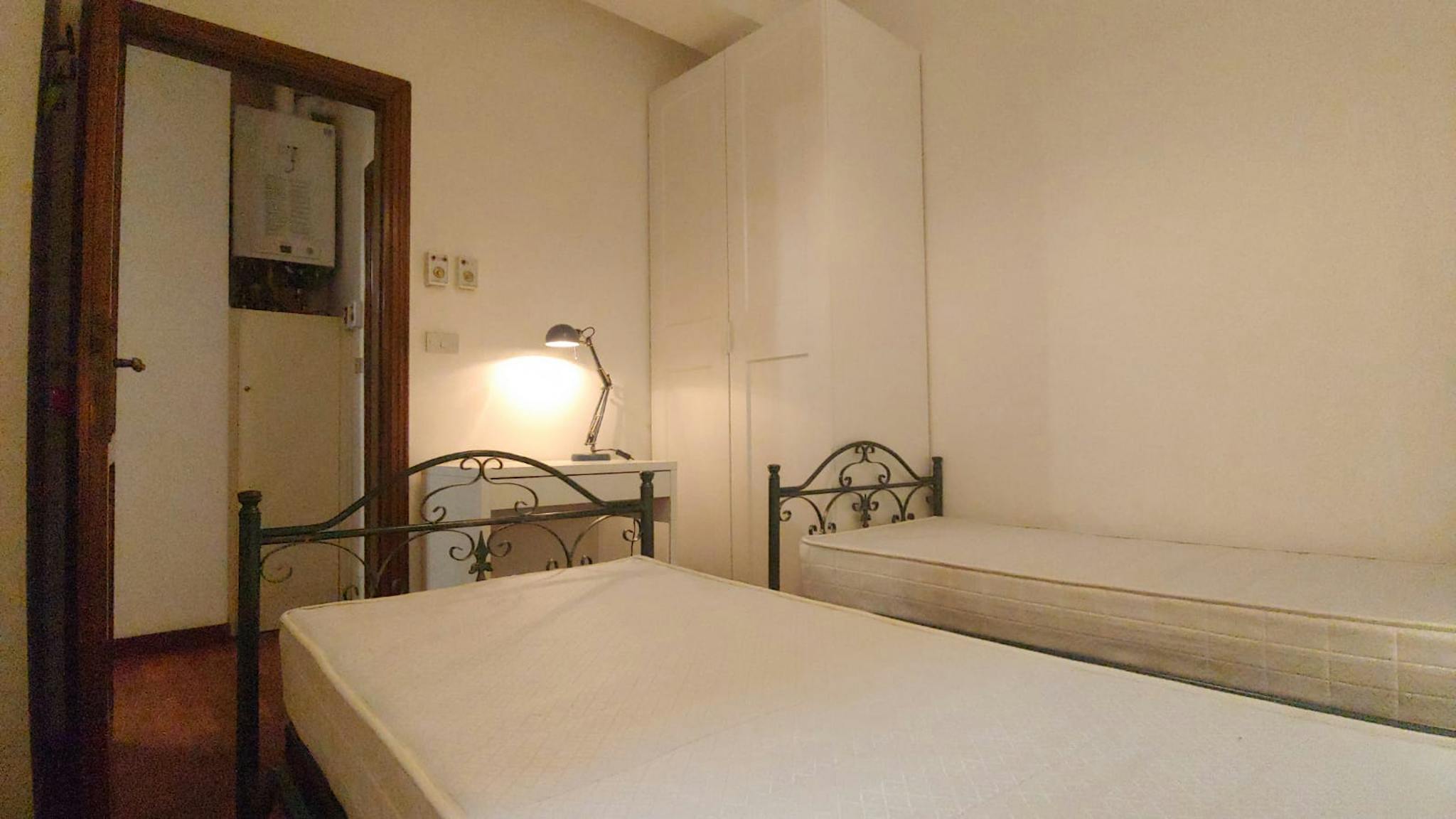 Immagine 10 di Appartamento in affitto  in Via San Vitale a Bologna