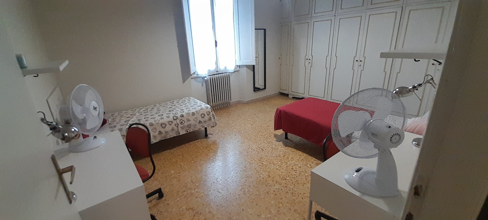 Immagine 3 di Camera condivisa in affitto  in Via Paolo Toscanelli a Firenze