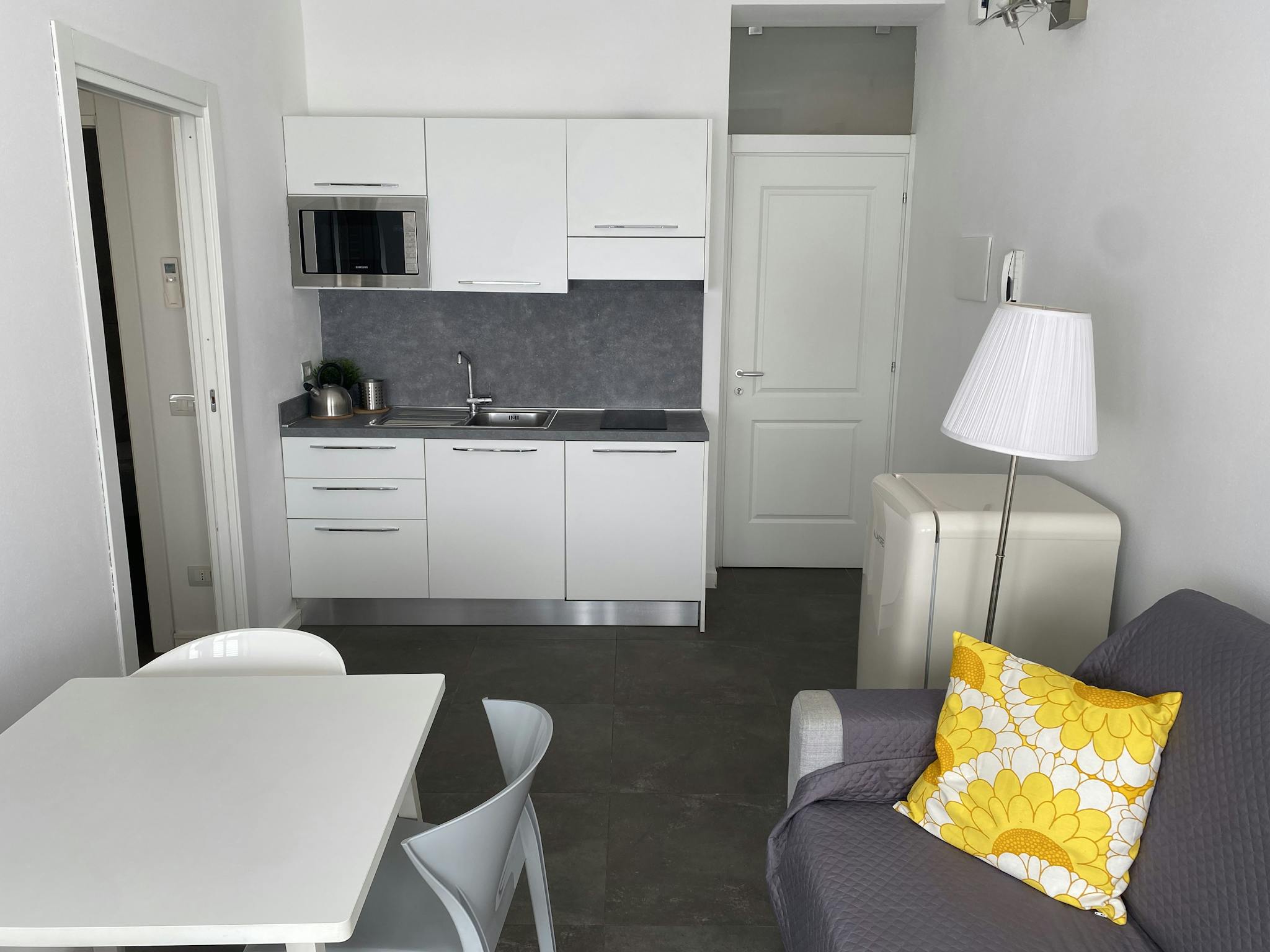 Immagine 10 di Appartamento in affitto  in Via Francesco Crispi a Pisa