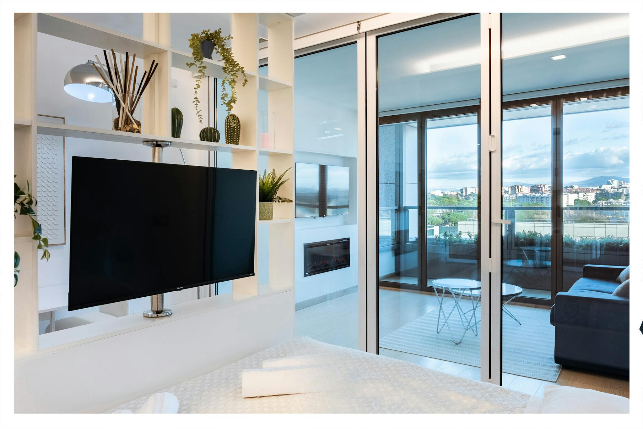 Immagine 6 di Appartamento in affitto  in Viale Giorgio Ribotta a Roma