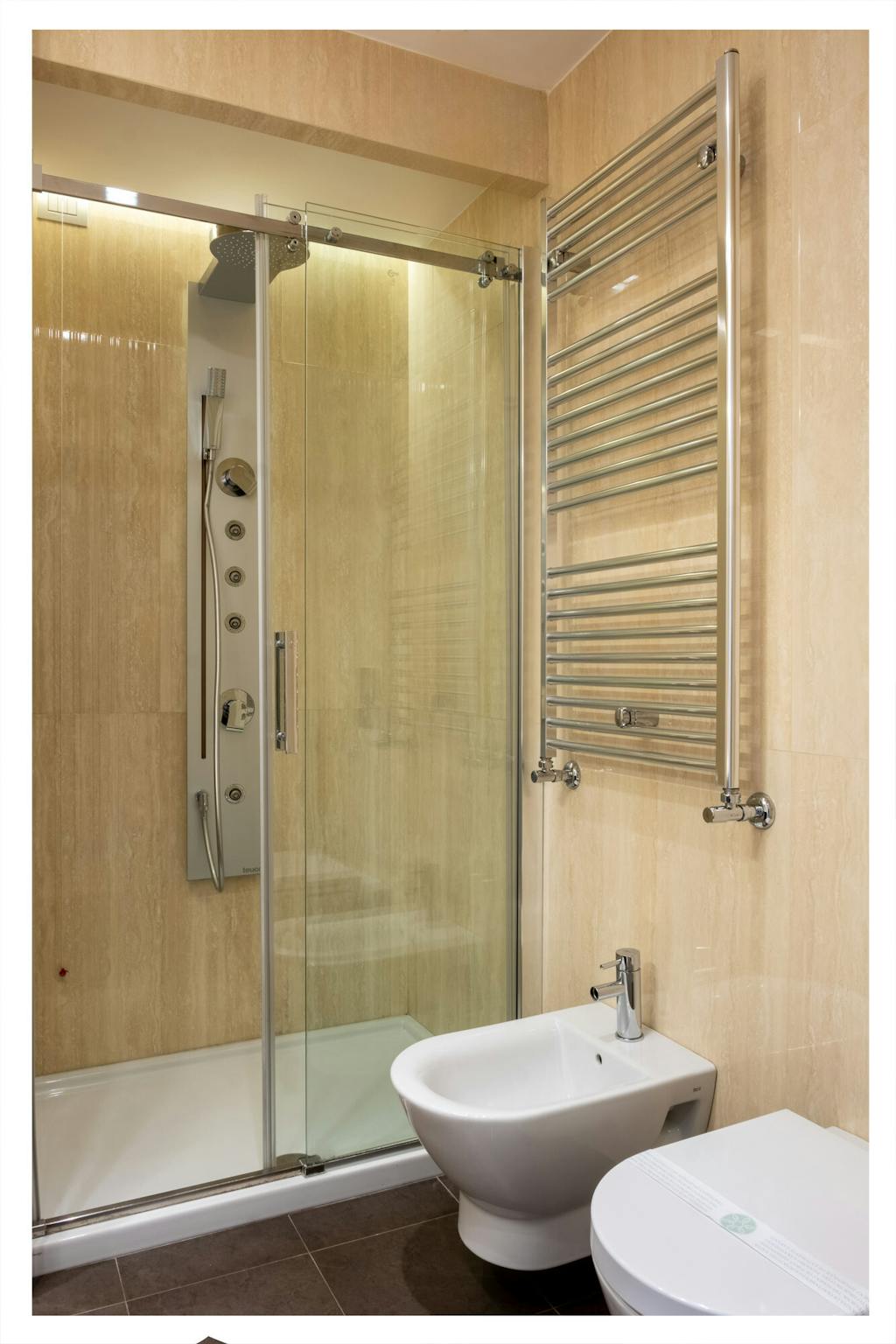 Immagine 10 di Appartamento in affitto  in Viale Giorgio Ribotta a Roma