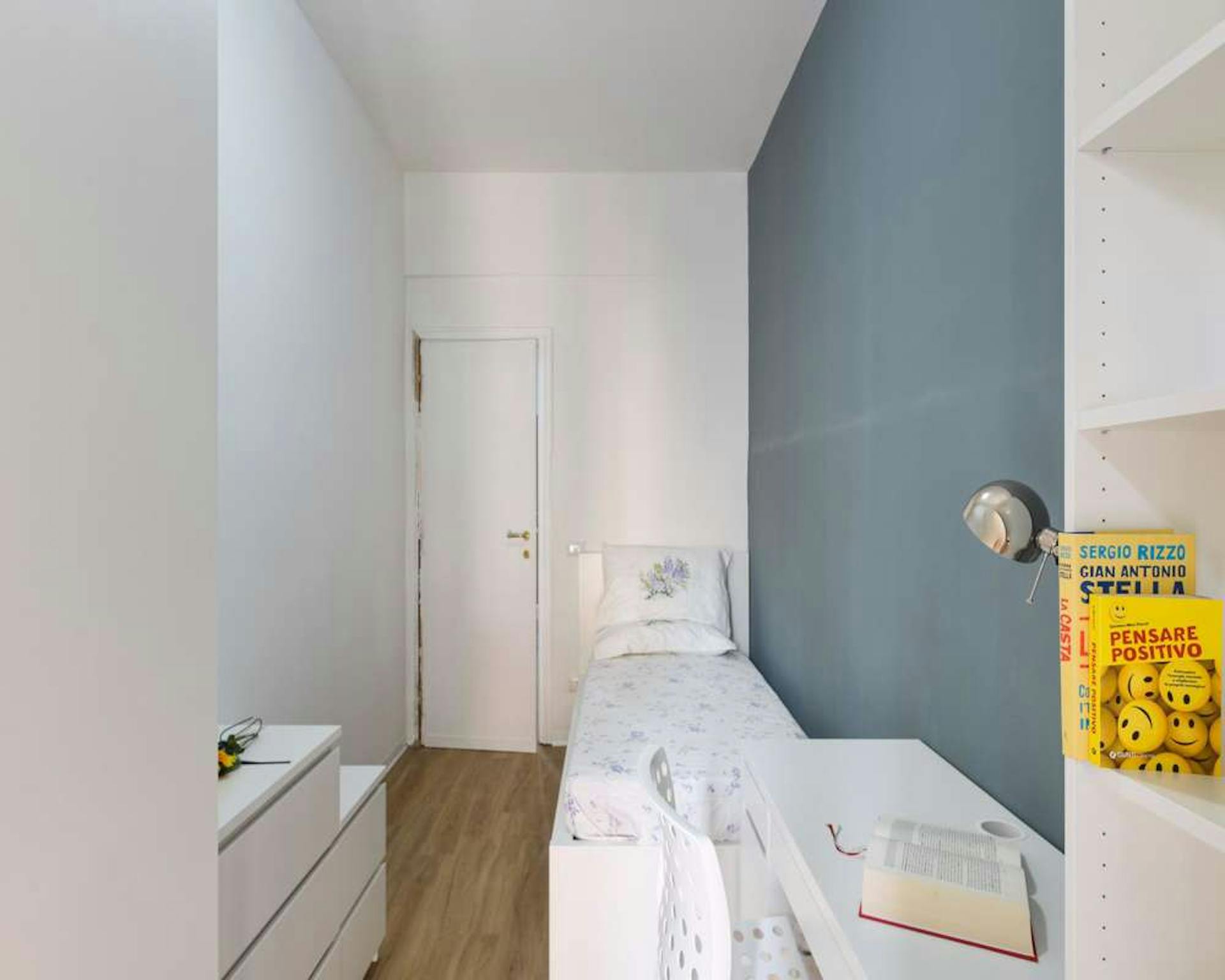 Immagine 1 di Camera in affitto  in Viale dei Quattro Venti a Roma