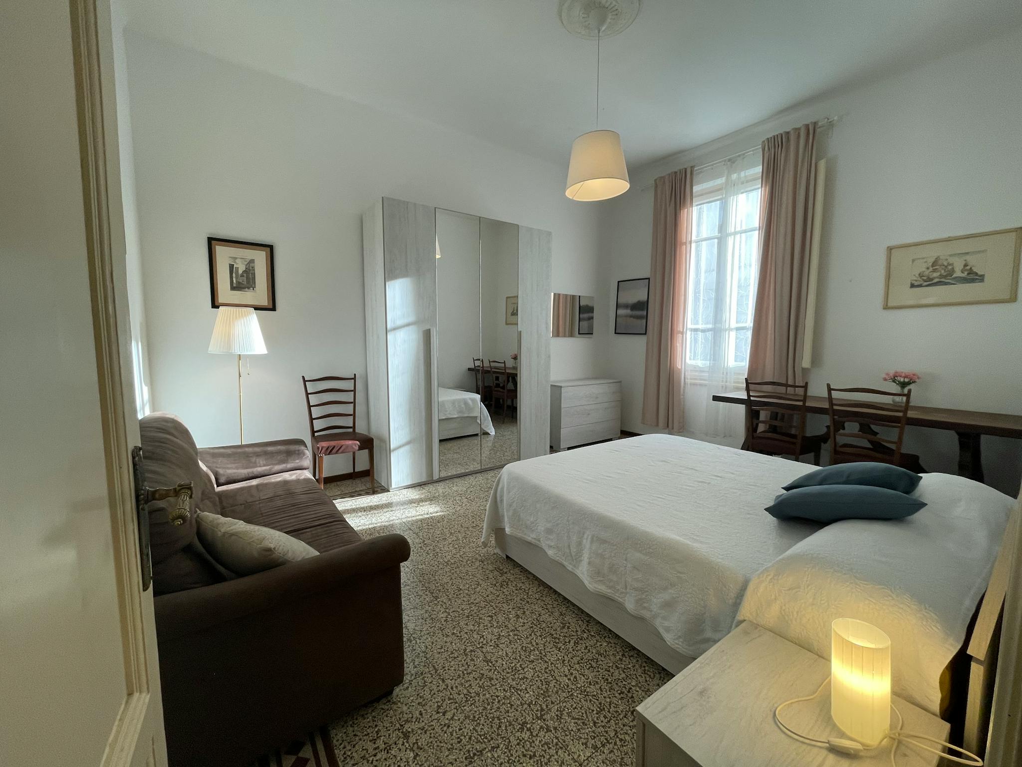 Immagine 1 di Camera in affitto  in Via Cesare Guasti a Firenze