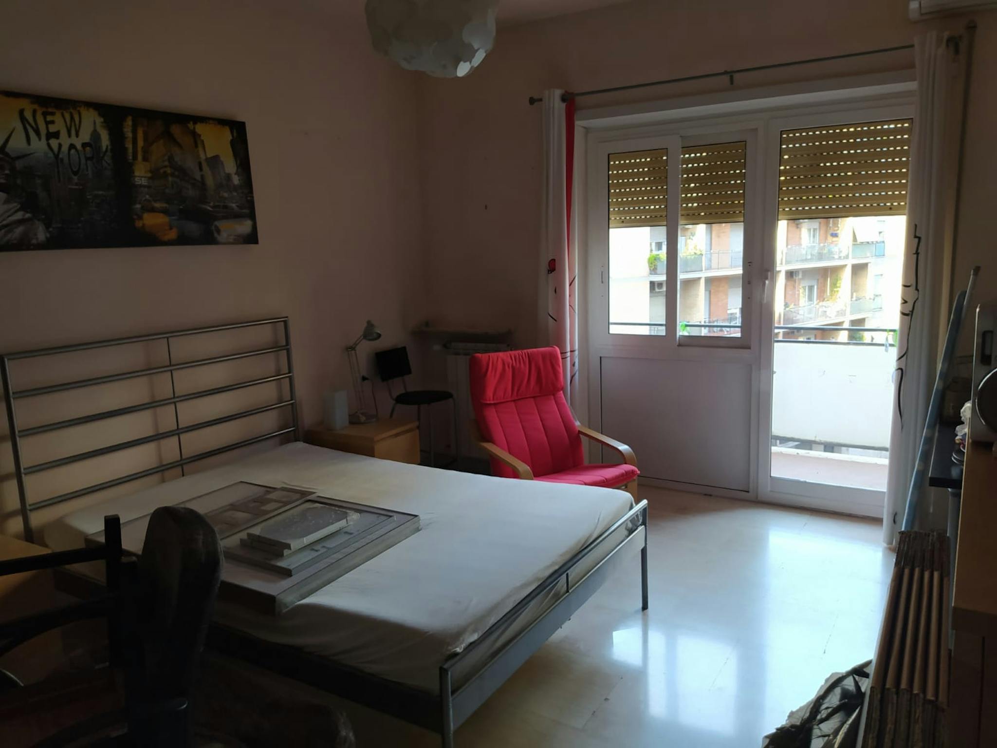 Immagine 1 di Camera in affitto  in Via Cipriano Facchinetti a Roma