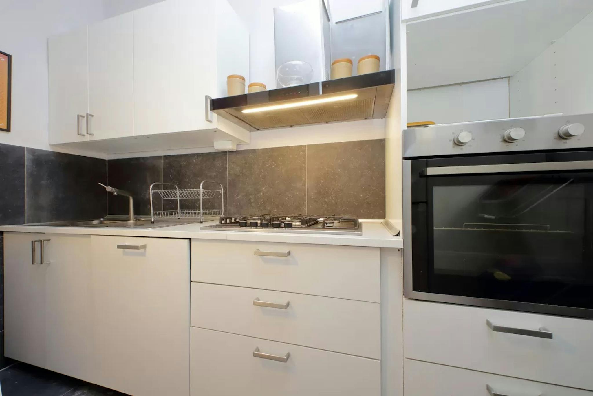 Immagine 9 di Appartamento in affitto  in Via di Donna Olimpia a Roma