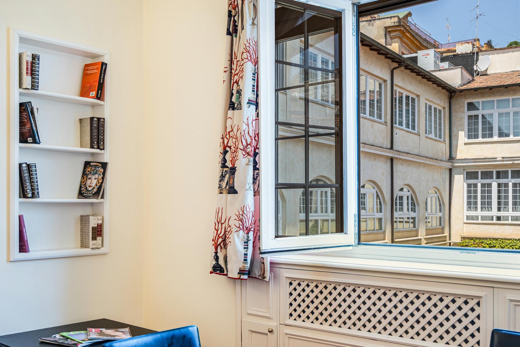 Immagine 3 di Appartamento in affitto  in Via Baccina a Roma