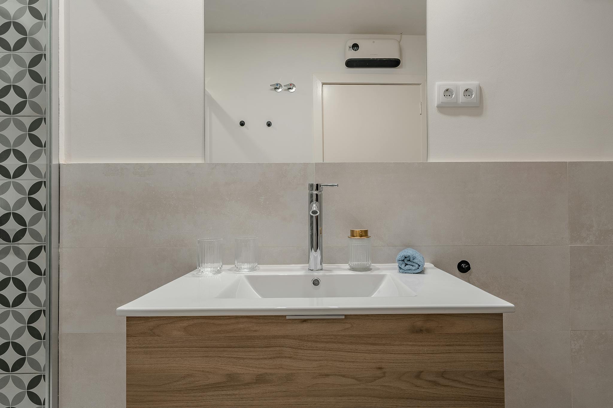 Immagine 8 di Camera in affitto  in Carrer Baró de Maldà a Hospitalet De Llobregat, L'