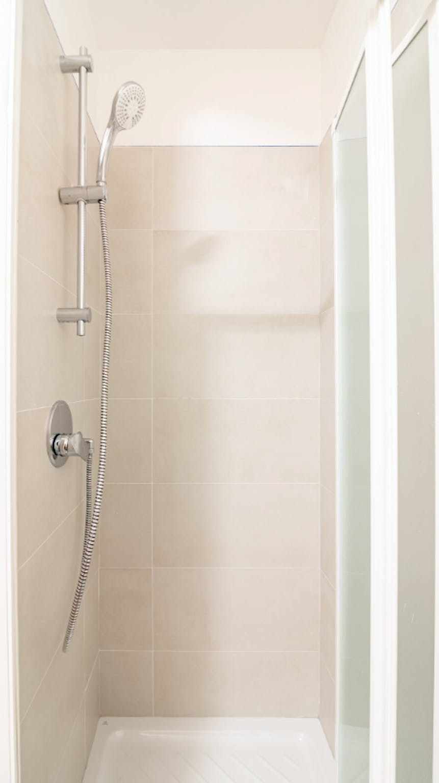 Immagine 8 di Camera in affitto  in Via del Ponte all'Asse a Firenze