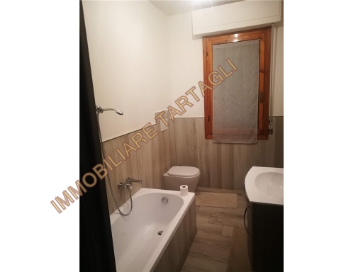 Immagine 11 di Appartamento in vendita  a Reggello