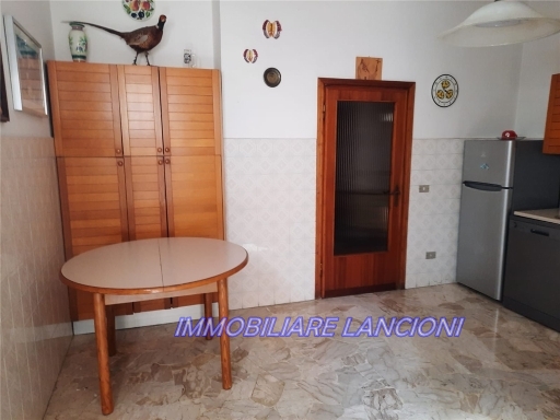 Immagine 5 di Appartamento in vendita  a Scandicci