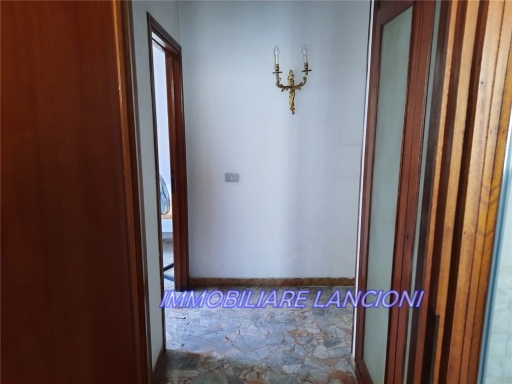 Immagine 25 di Appartamento in vendita  a Scandicci