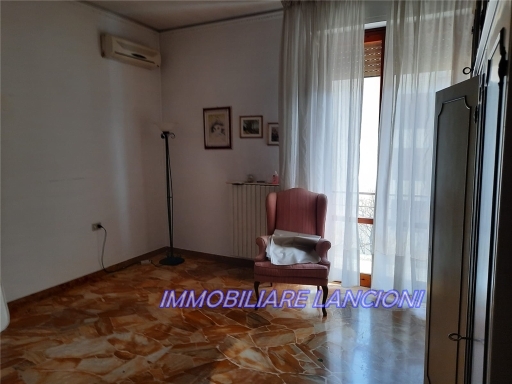 Immagine 26 di Appartamento in vendita  a Scandicci