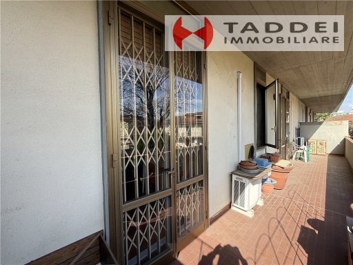 Immagine 12 di Appartamento in vendita  a Scandicci