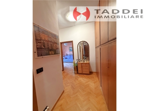 Immagine 25 di Appartamento in vendita  a Scandicci