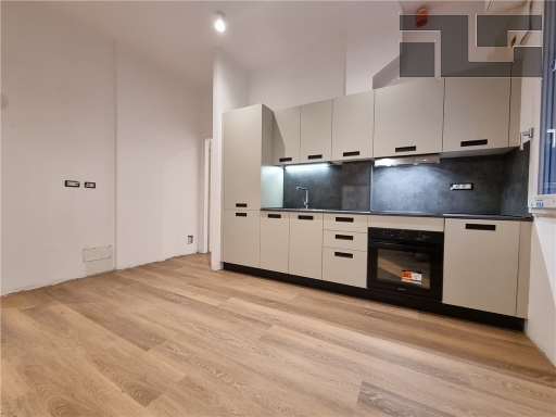Immagine 3 di Appartamento in vendita  a Firenze