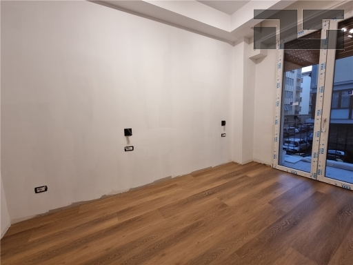 Immagine 12 di Appartamento in vendita  a Firenze