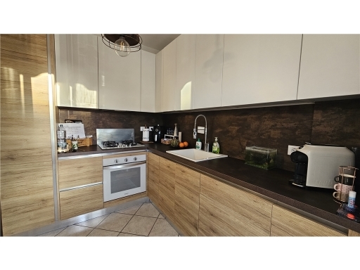 Immagine 7 di Appartamento in vendita  a Empoli