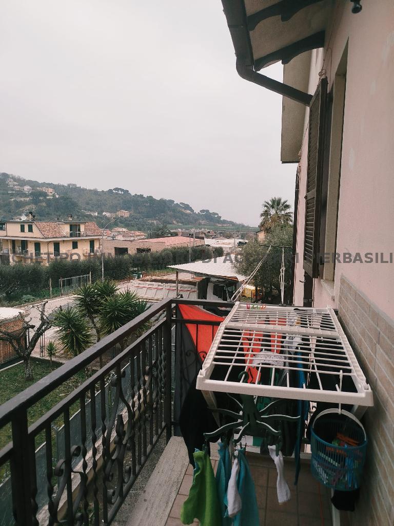 Immagine 5 di Appartamento in vendita  in CONTRADA SAN SILVESTRO a Cupra Marittima