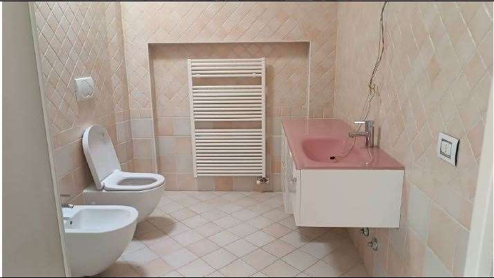 Foto annuncio 100