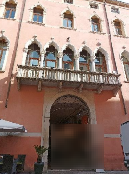 Immagine 2 di Appartamento in vendita  in Galleria del Pozzo Rosso a Vicenza